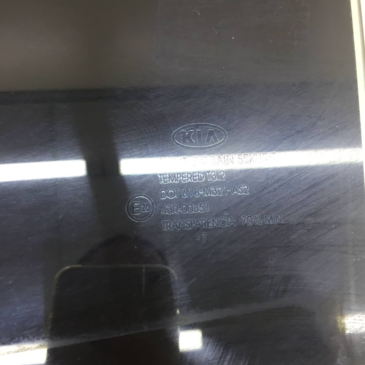 Стекло двери задней левой Kia Ceed (ED) 2007-2012 Стекло двери задней левой Kia Ceed (ED) 2007-2012