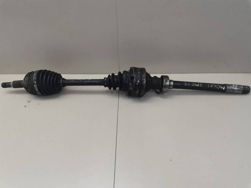 Полуось передняя правая Toyota Mark II  (X100) 1996-2000