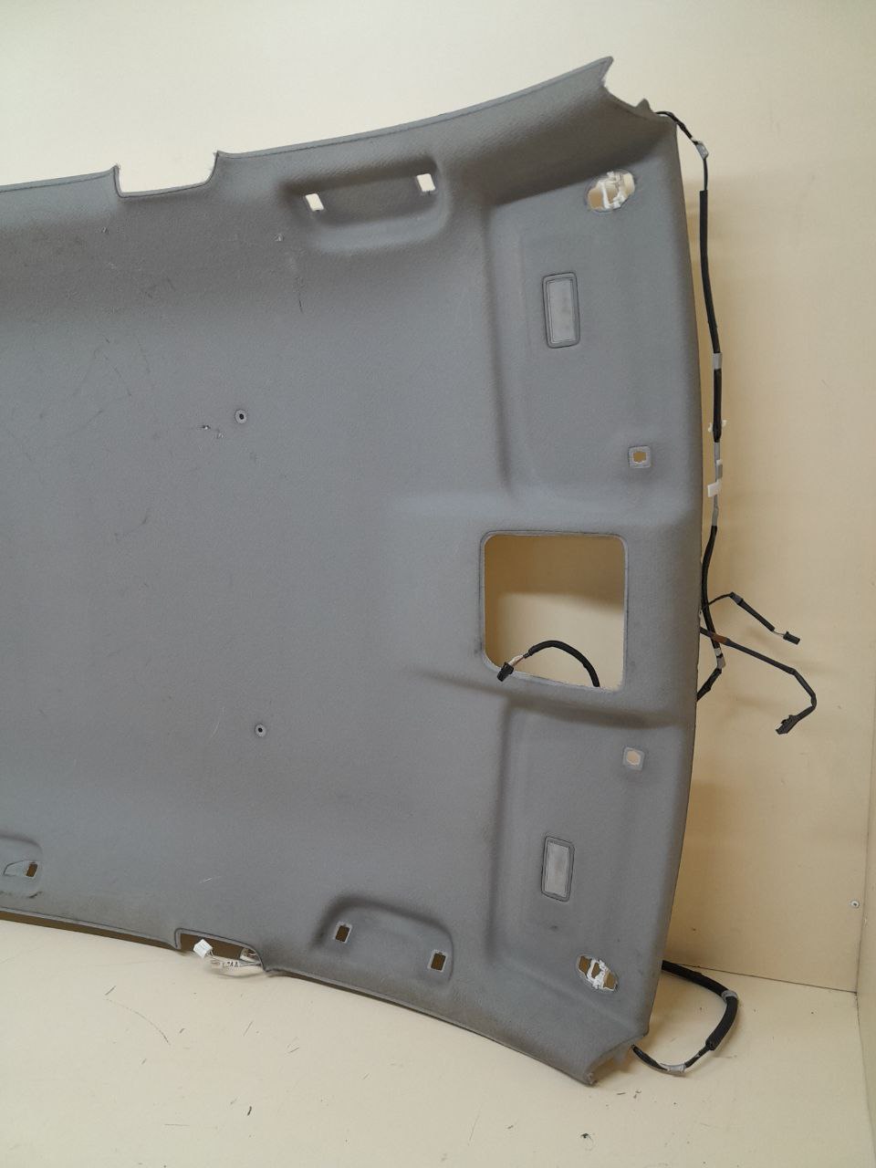 Обшивка потолка Toyota Rav 4 (A30) 2006-2013 Обшивка потолка Toyota Rav 4 (A30) 2006-2013