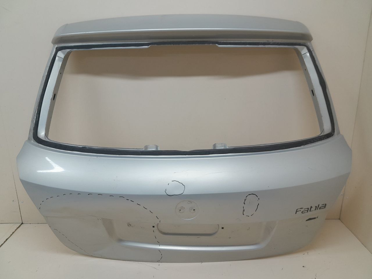 Дверь багажника Skoda Fabia (5J) 2007-2014