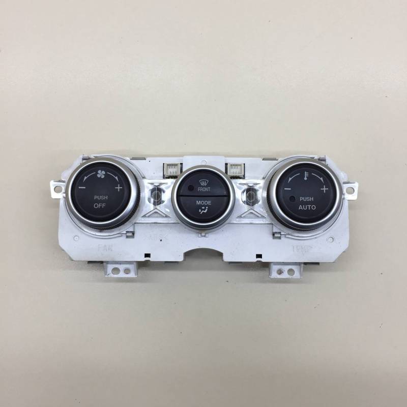 Блок управления климатической установкой Mazda Mazda 6 (GG) 2002-2007