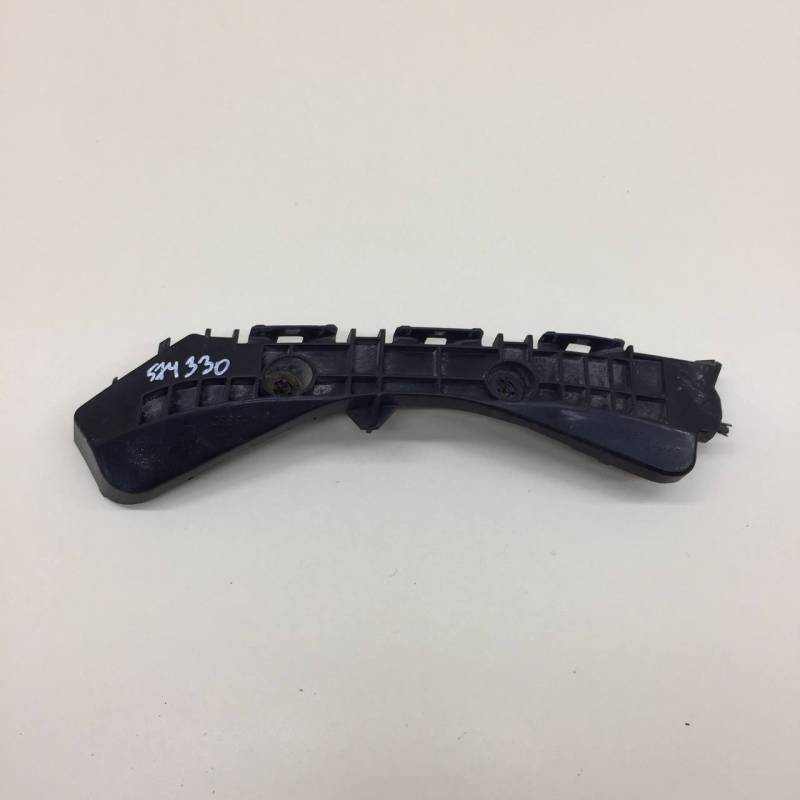Кронштейн заднего бампера правый Toyota Auris (E150) 2006-2012