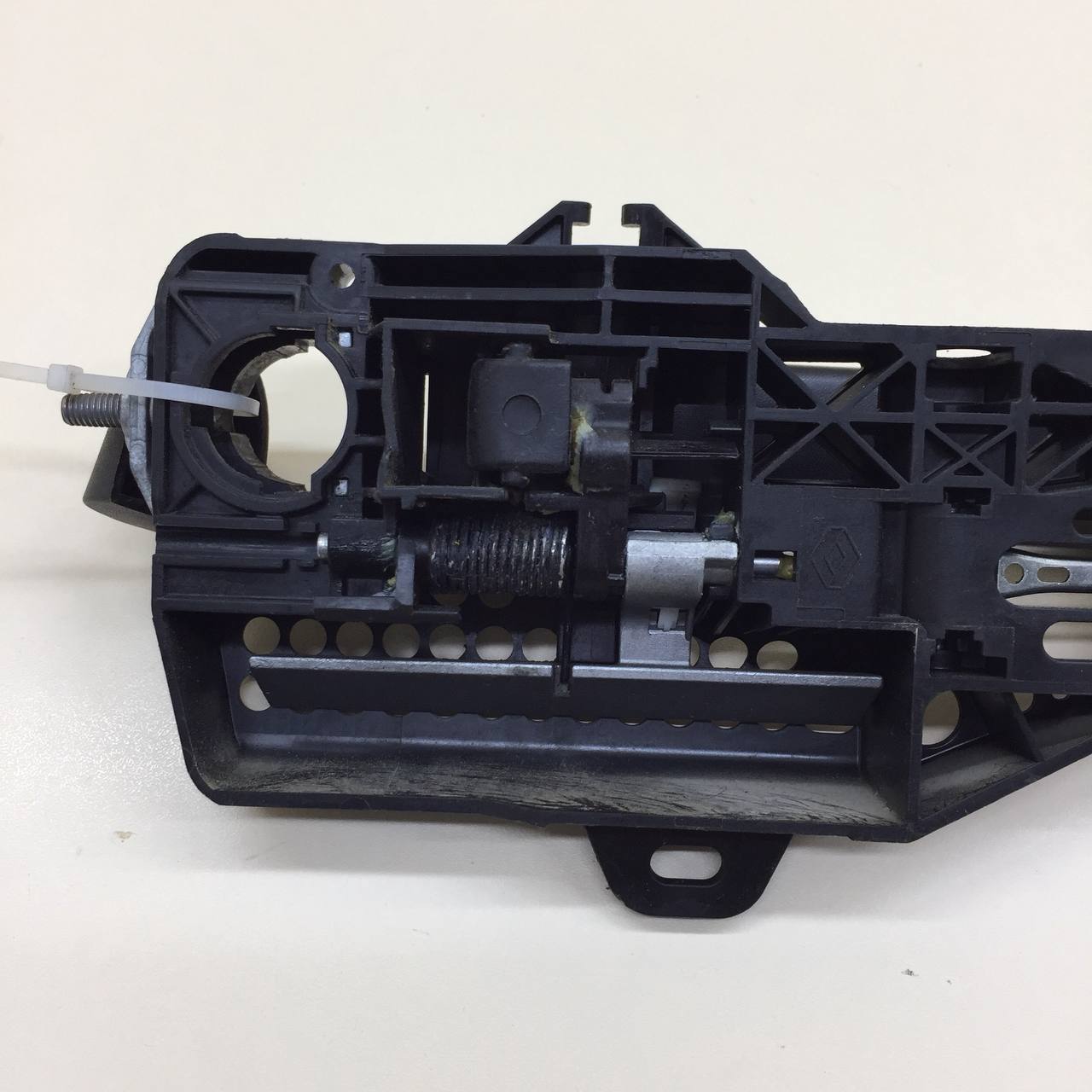 Ручка двери передней наружная левая Lada X-RAY 2016>