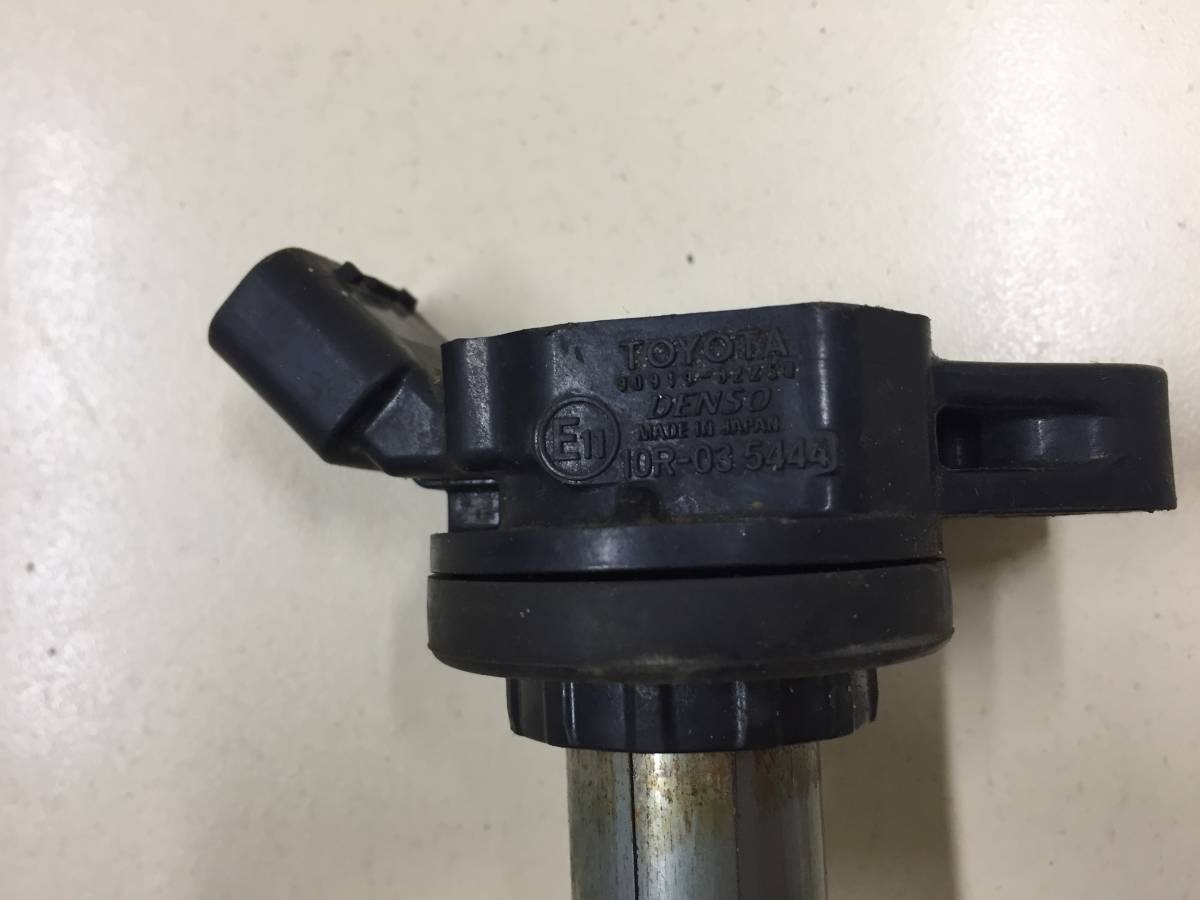 Катушка зажигания Toyota Corolla E150 2006-2013