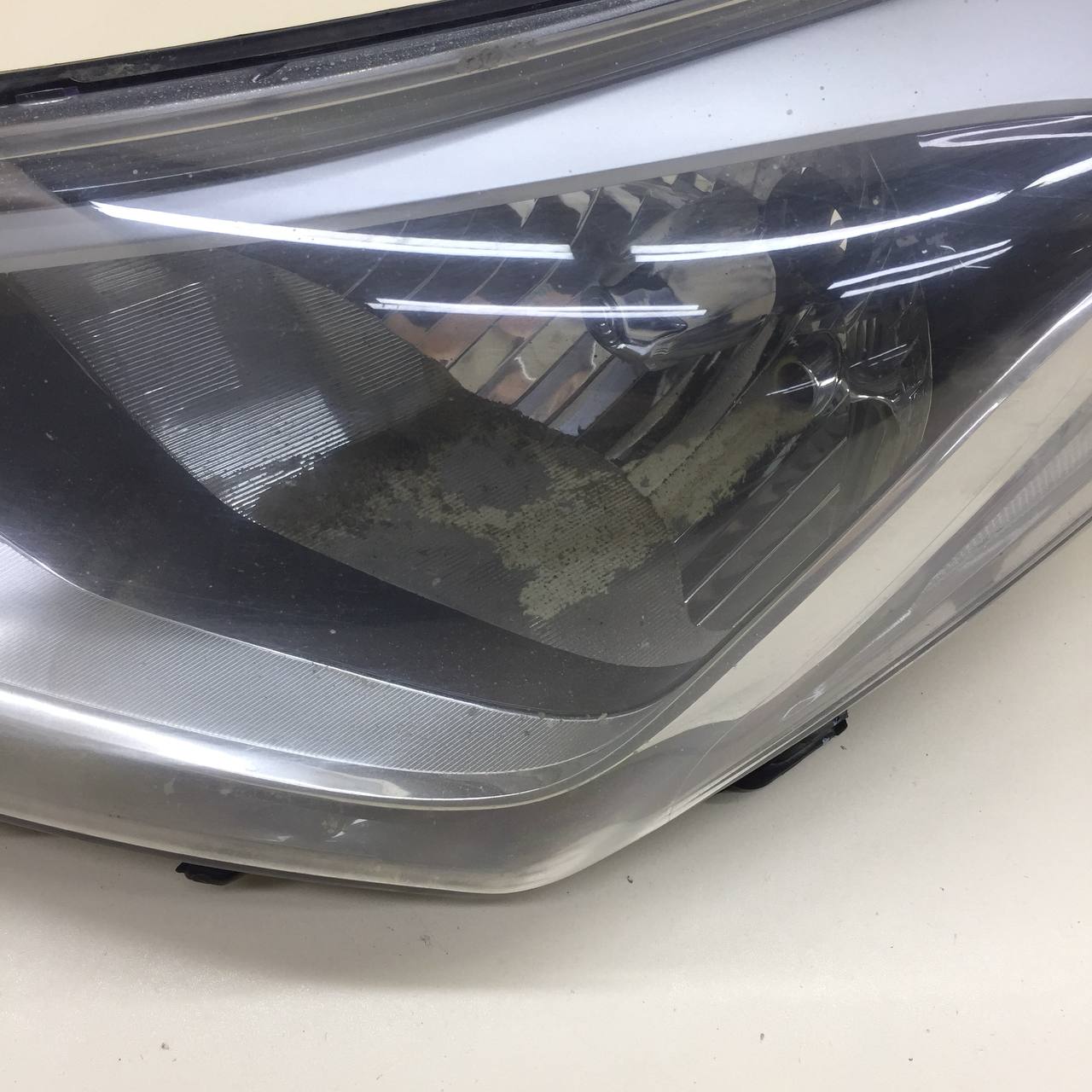 Фара левая Hyundai Solaris (RB) 2010-2017