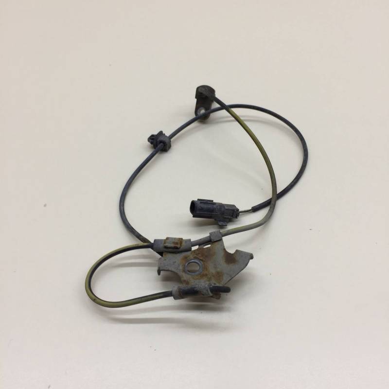 Датчик ABS передний правый Toyota Auris (E150) 2006-2012