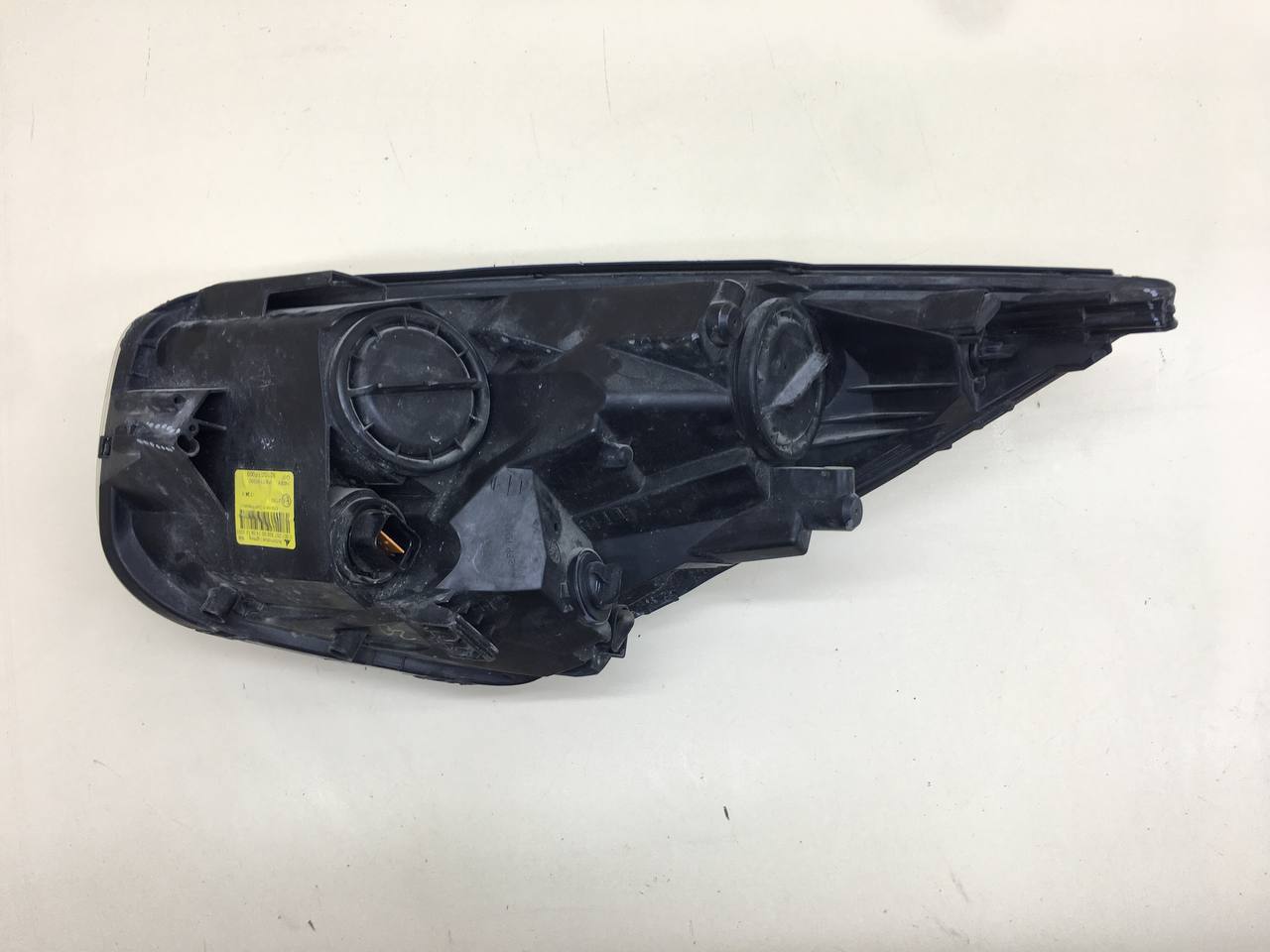 Фара правая Kia Venga (YN) 2010-2017