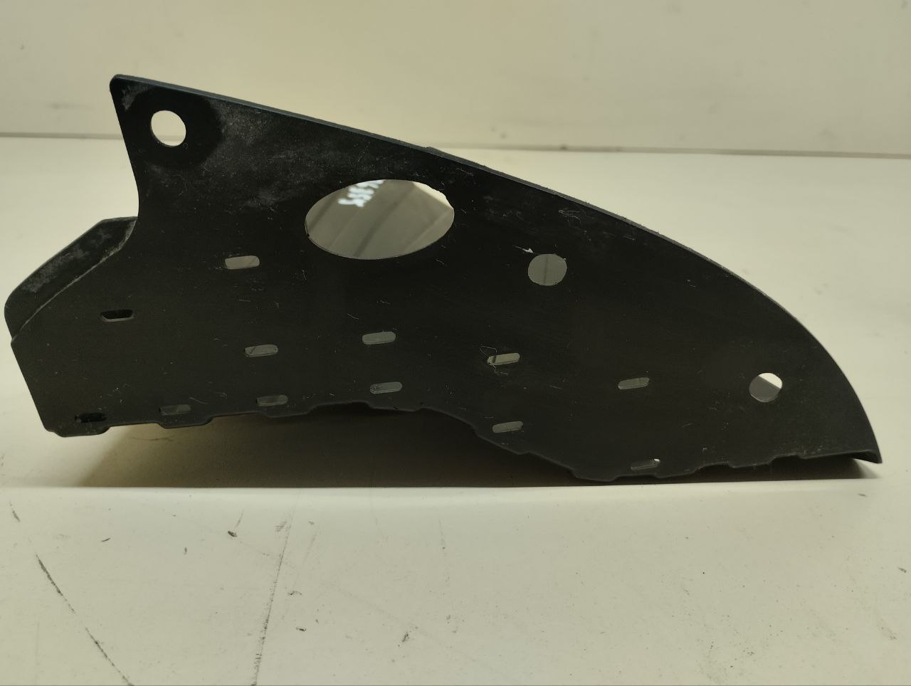 Накладка заднего бампера левая Kia Xceed 2019-2023