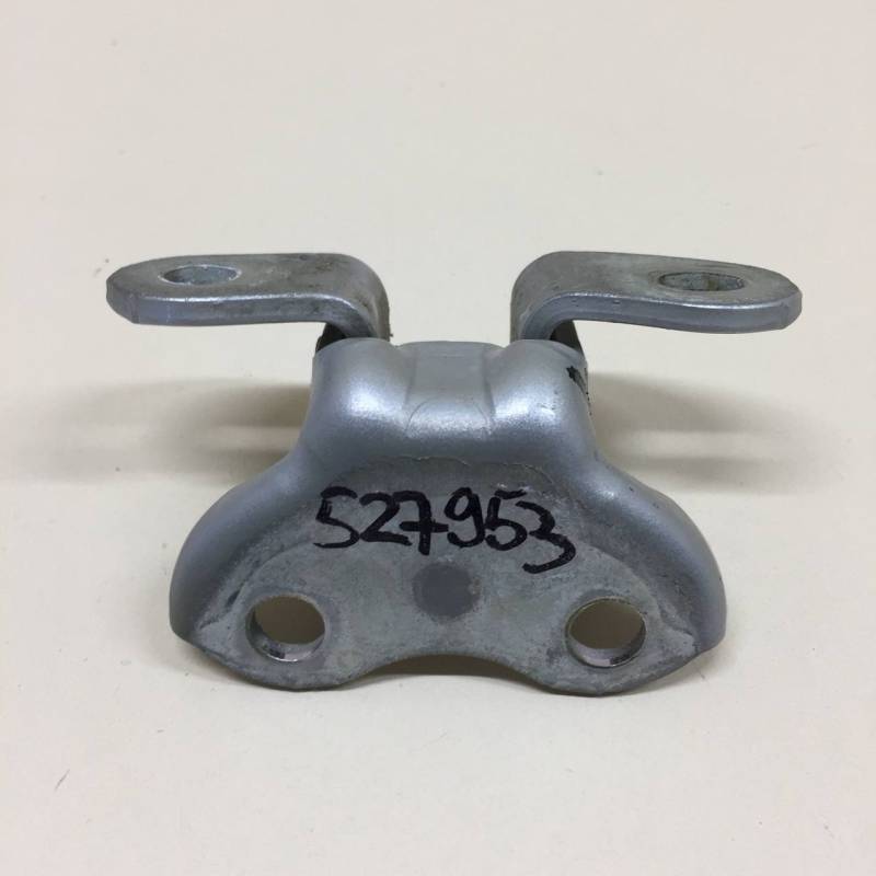 Петля двери передней левой нижняя Toyota Auris (E150) 2006-2012