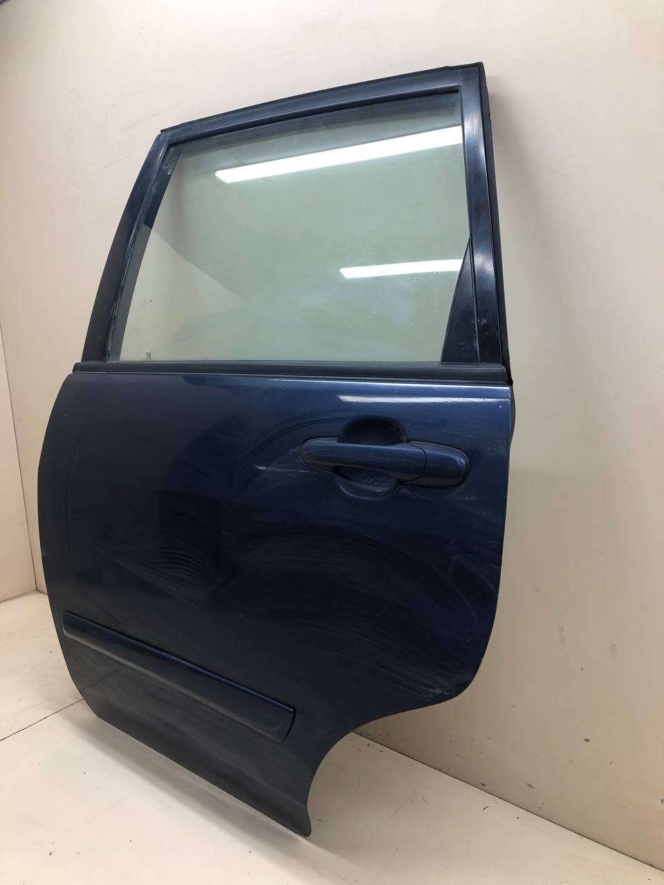 Дверь задняя левая Suzuki Liana 2001-2007 Дверь задняя левая Suzuki Liana 2001-2007