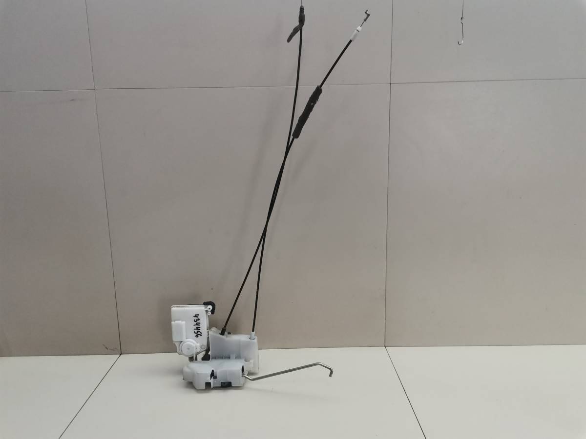 Замок двери передней левой Ford Ranger 2 2006-2011г