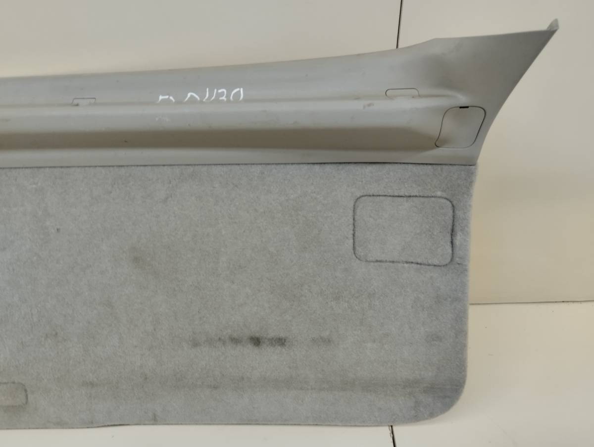 Обшивка двери багажника Lexus RX 350 /450h (XL10) 2009-2015 Обшивка двери багажника Lexus RX 350 /450h (XL10) 2009-2015