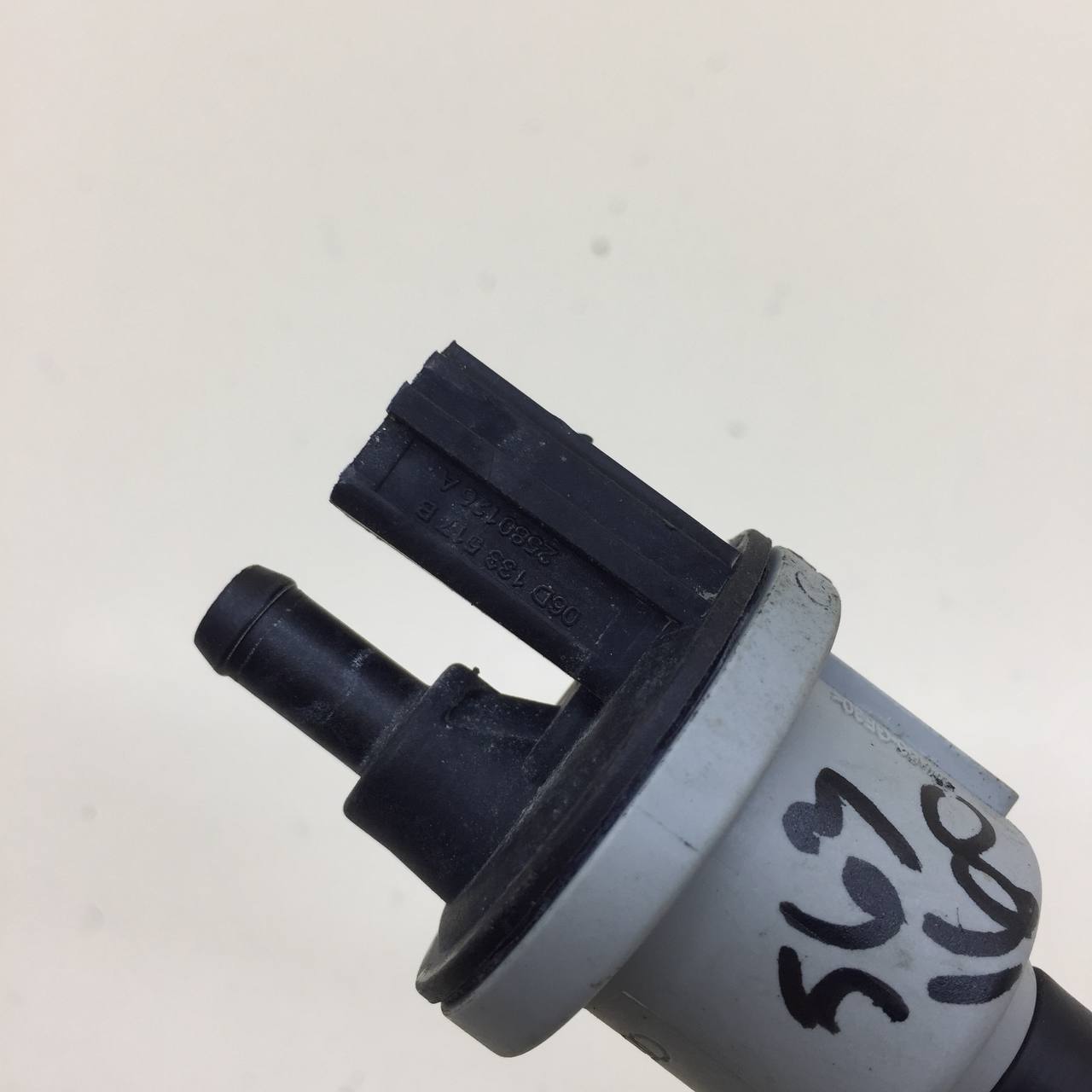 Клапан вакуумный Volkswagen Polo (MK5) 2011-2020 Клапан вакуумный Volkswagen Polo (MK5) 2011-2020