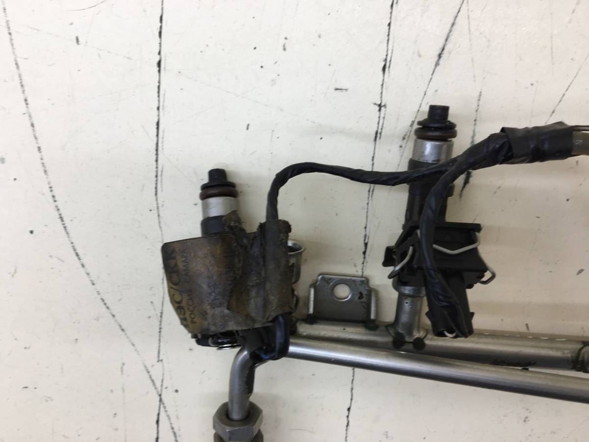 Рейка топливная (рампа) Chevrolet Niva 2002-2009