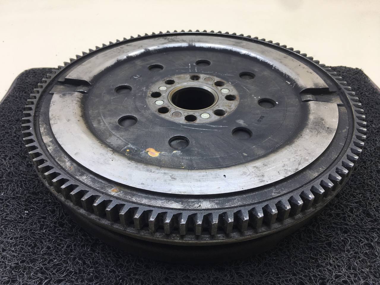 Маховик Toyota Rav 4 (XA40) 2013-2019 Маховик Toyota Rav 4 (XA40) 2013-2019
