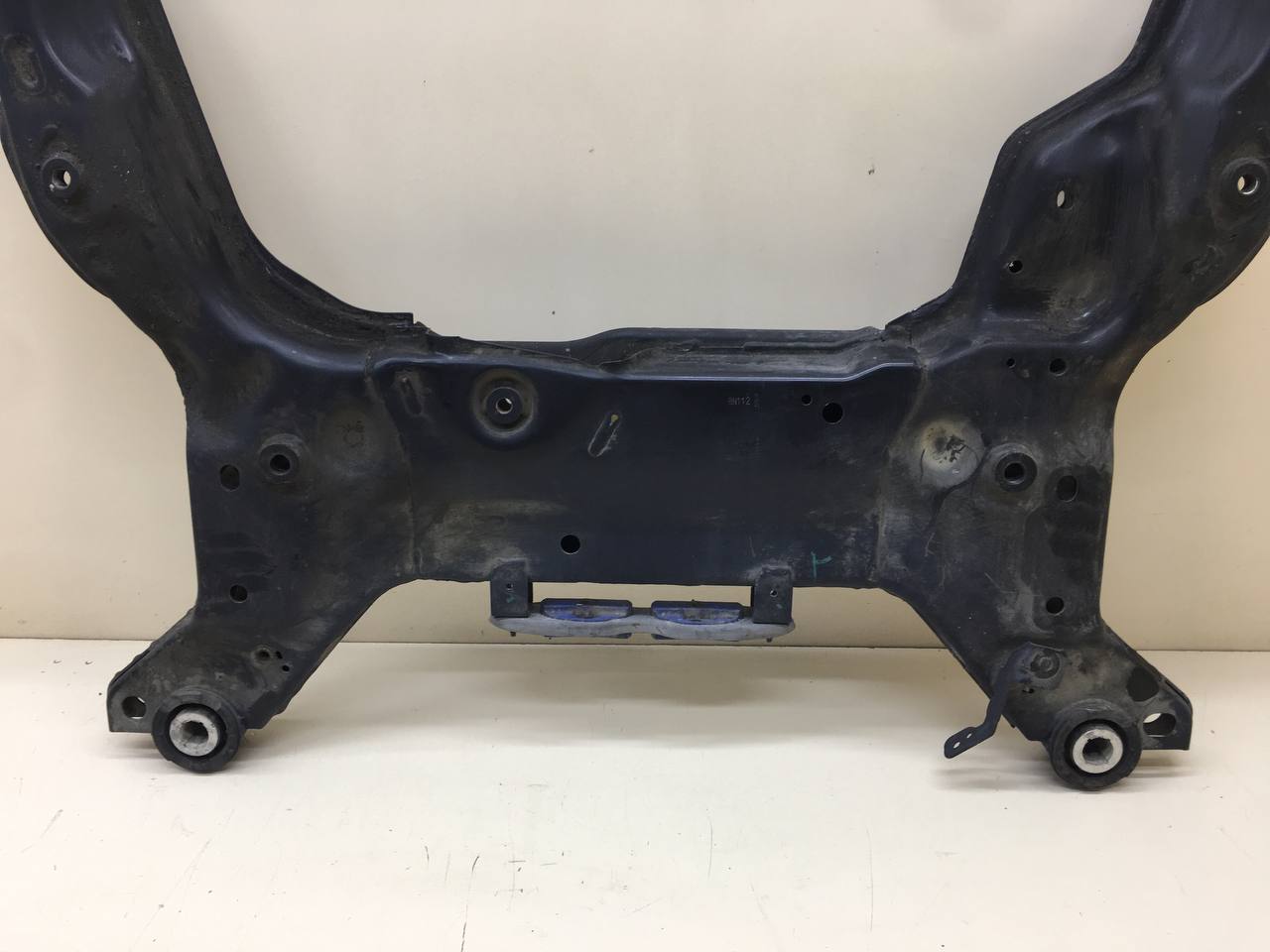 Балка подмоторная Volvo V60 2010-2013