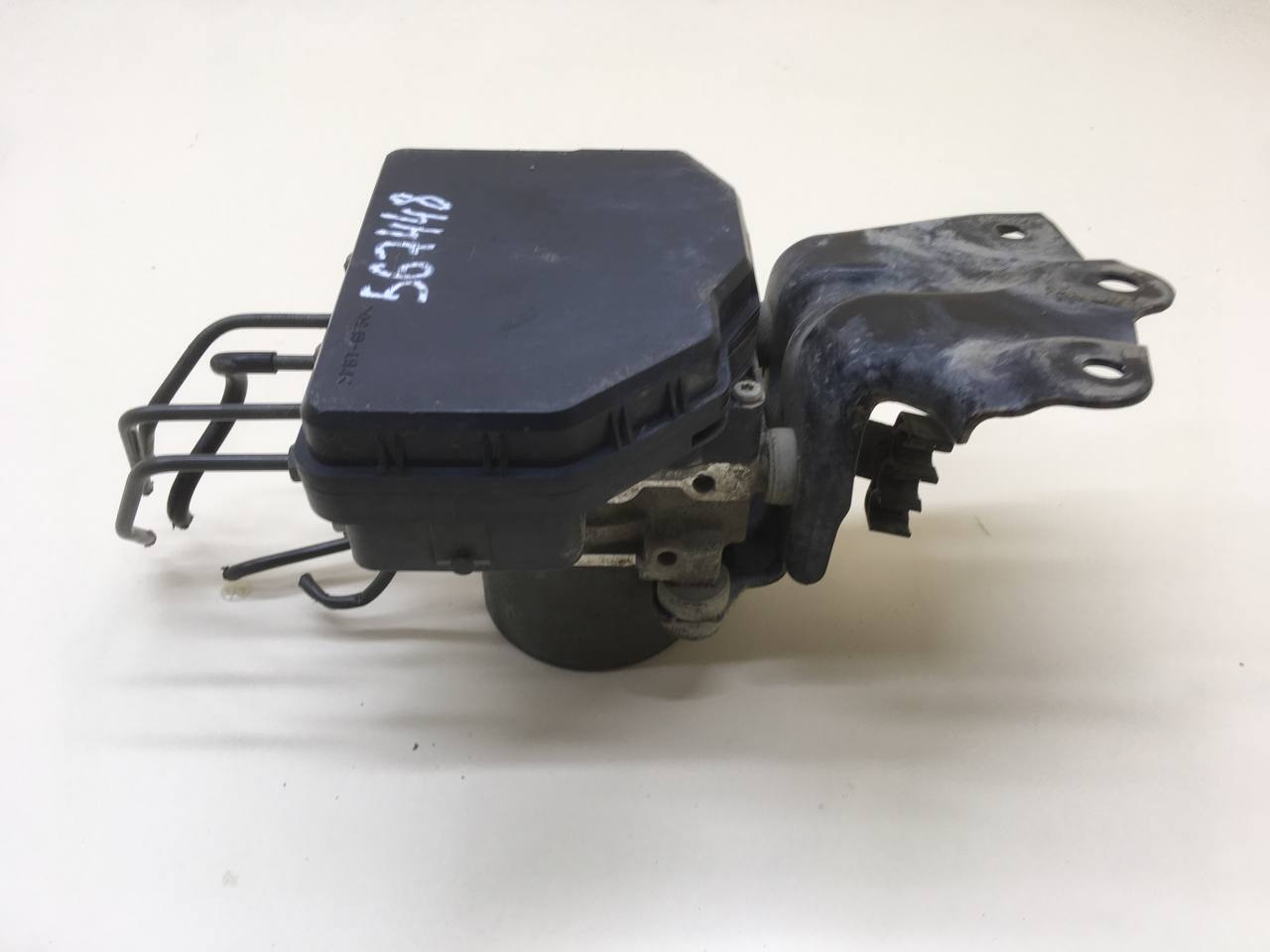 Блок ABS (насос) Toyota Rav 4 (A30) 2006-2013