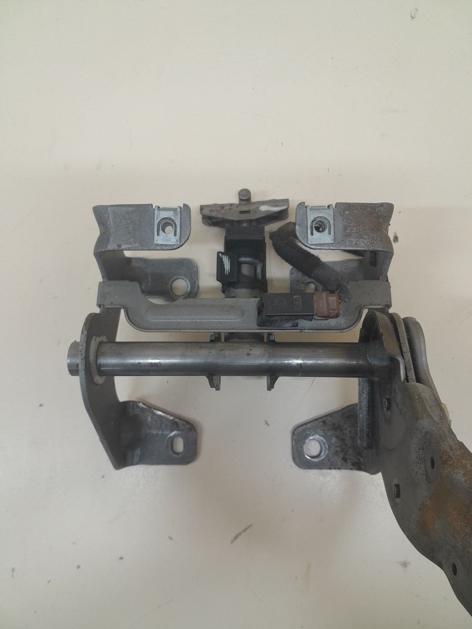 Рычаг стояночного тормоза Citroen Berlingo (NEW) (B9) 2008>