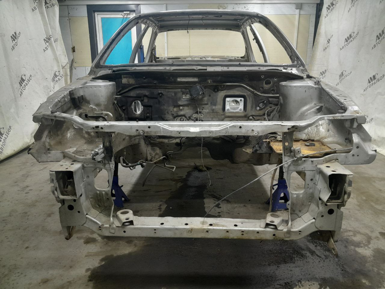 Панель передняя Kia Sephia 2001-2004