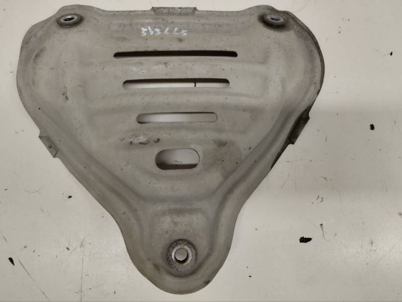 Экран тепловой Toyota Rav 4 (A30) 2006-2013 Экран тепловой Toyota Rav 4 (A30) 2006-2013