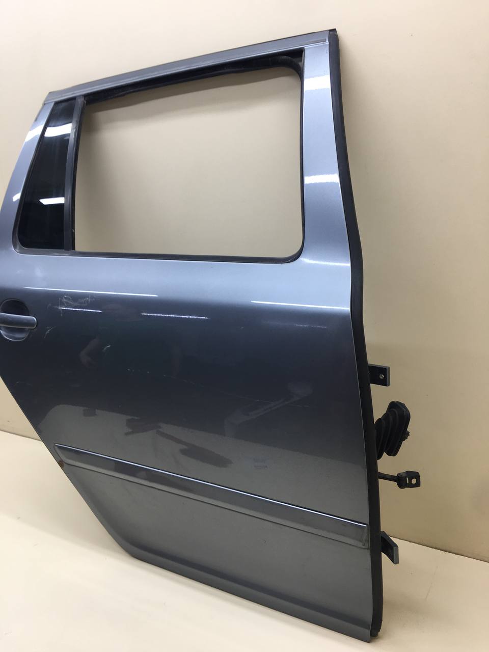 Дверь задняя правая Skoda Octavia (A5 1Z-) 2004-2013 Дверь задняя правая Skoda Octavia (A5 1Z-) 2004-2013