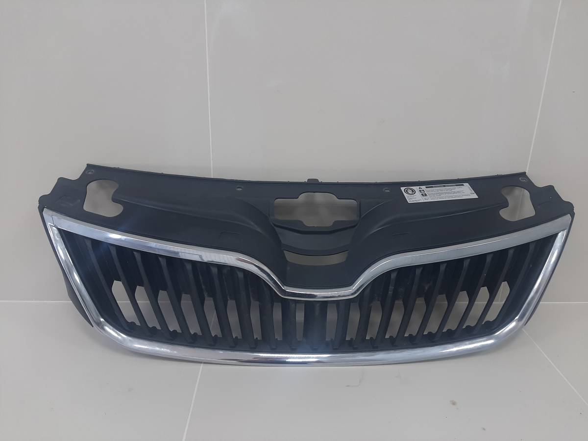 Решетка радиатора Skoda Rapid 2019>