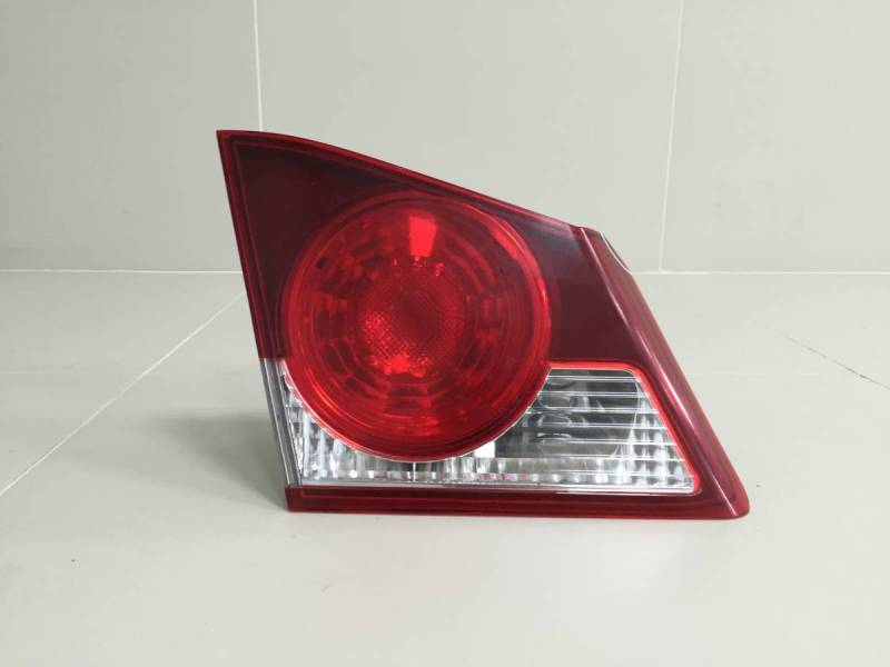 Фонарь задний внутренний левый Honda Civic 4D 2006-2012