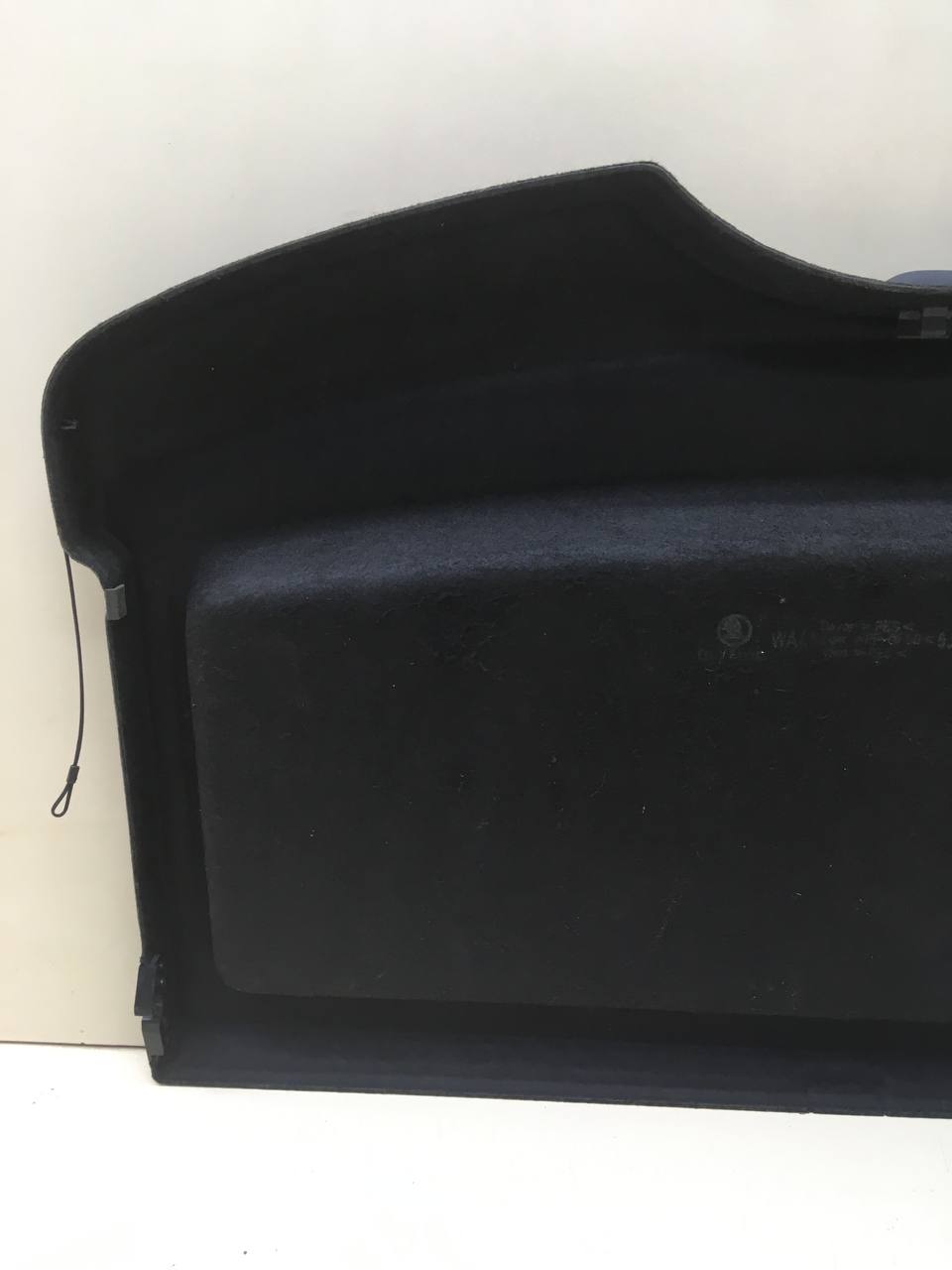 Полка Skoda Rapid 2012-2020 Полка Skoda Rapid 2012-2020