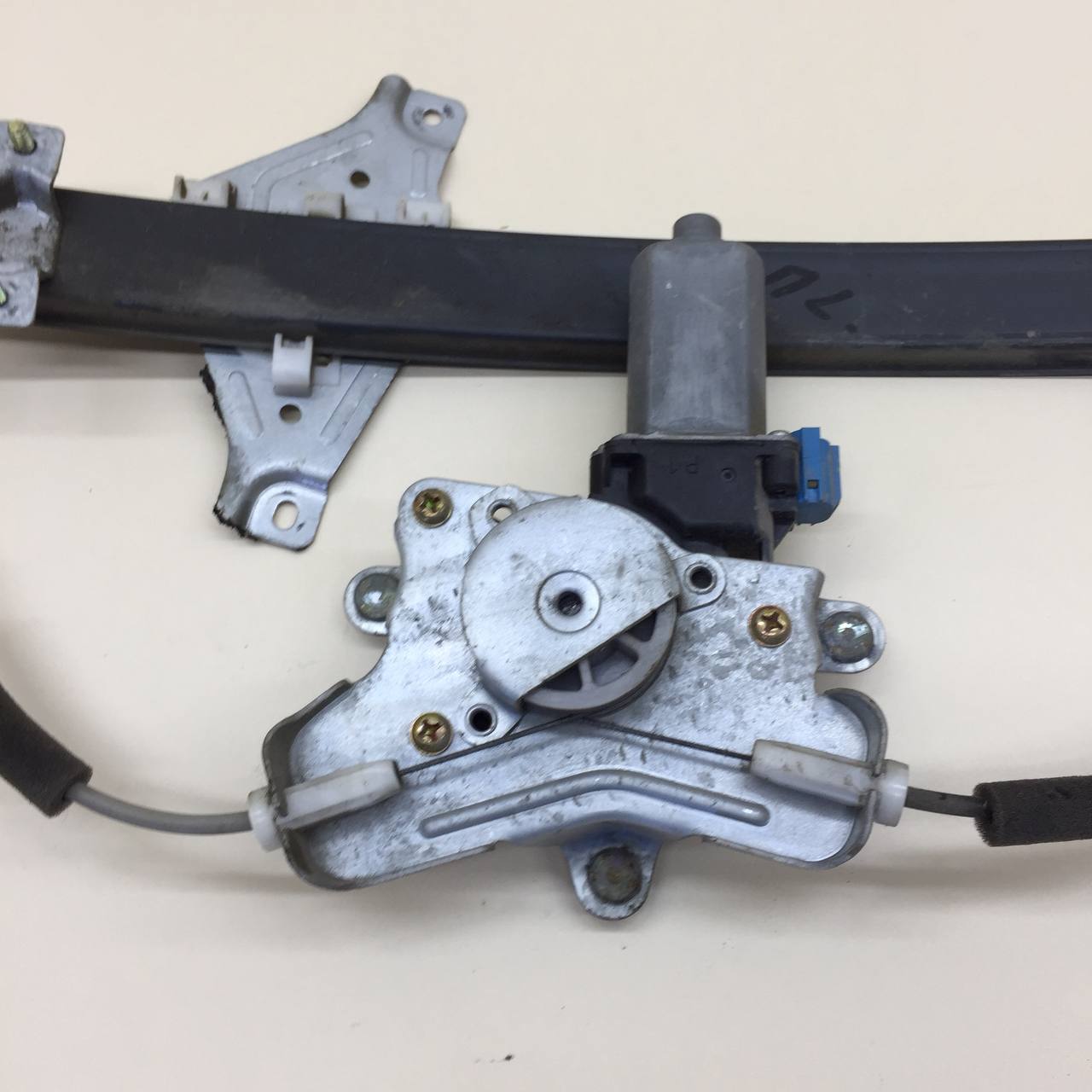 Стеклоподъемник электр. передний левый Chevrolet Lacetti (J200) 2003-2013