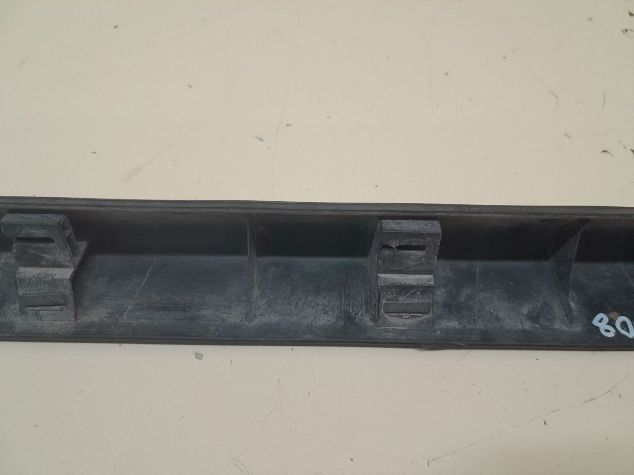 Накладка двери задней левой Mazda CX-7 (ER) 2006-2012