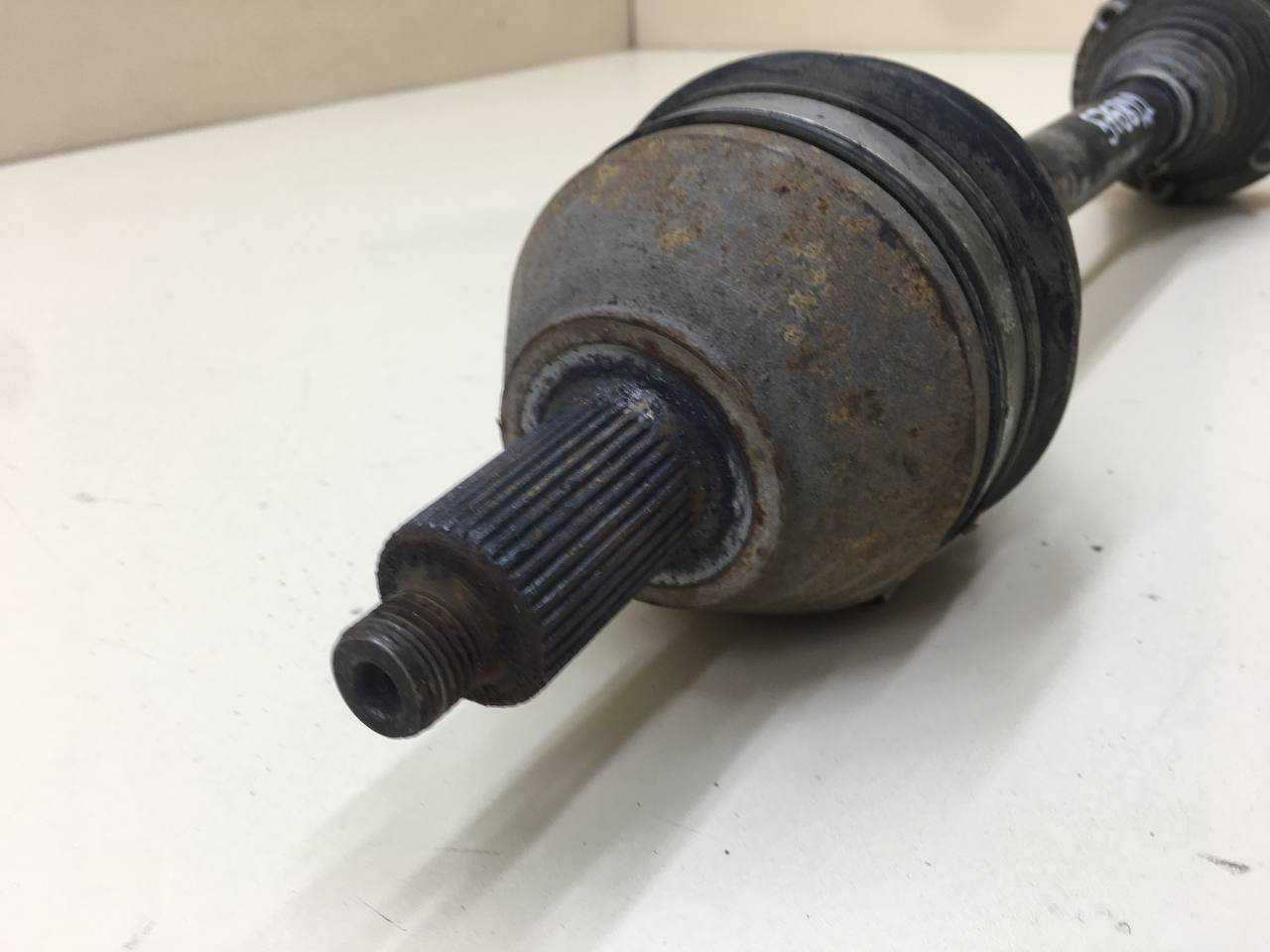 Полуось передняя левая Volkswagen Polo (MK5) 2011-2020