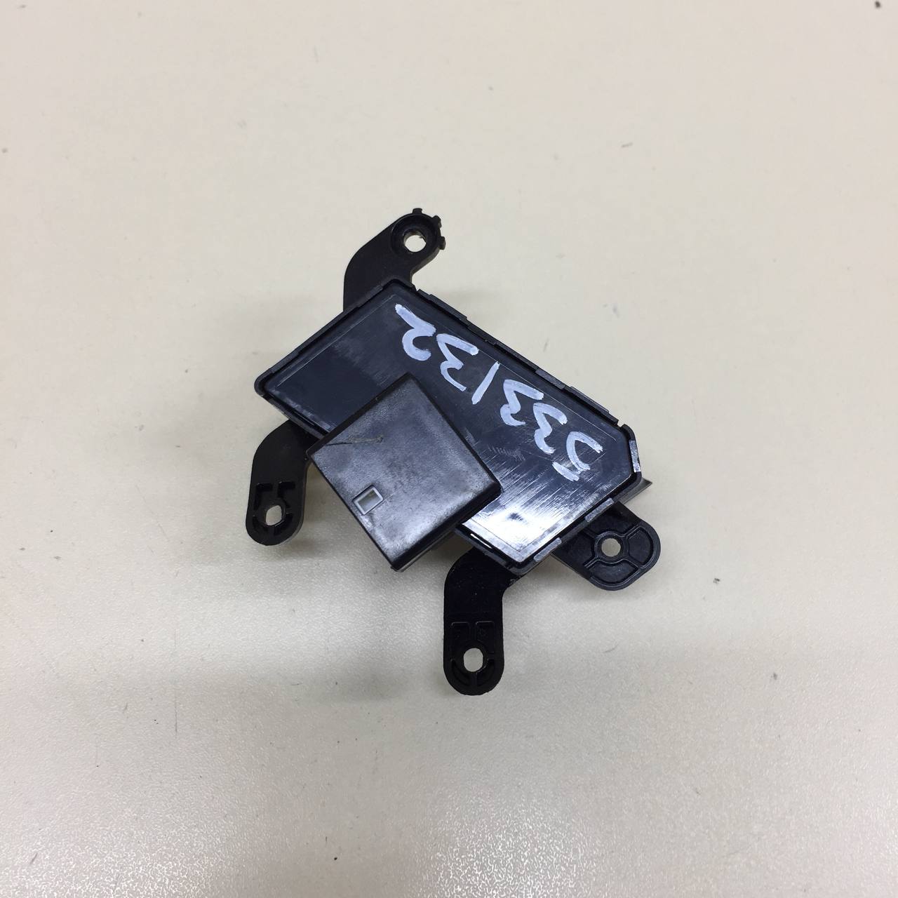 Блок кнопок Kia Optima 3 (TF) 2010-2015 Блок кнопок Kia Optima 3 (TF) 2010-2015