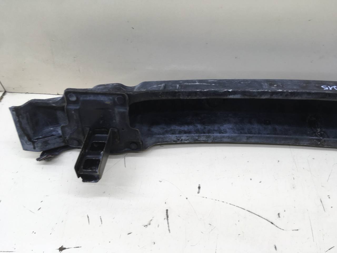 Усилитель переднего бампера Kia Spectra (SD) 2004-2011