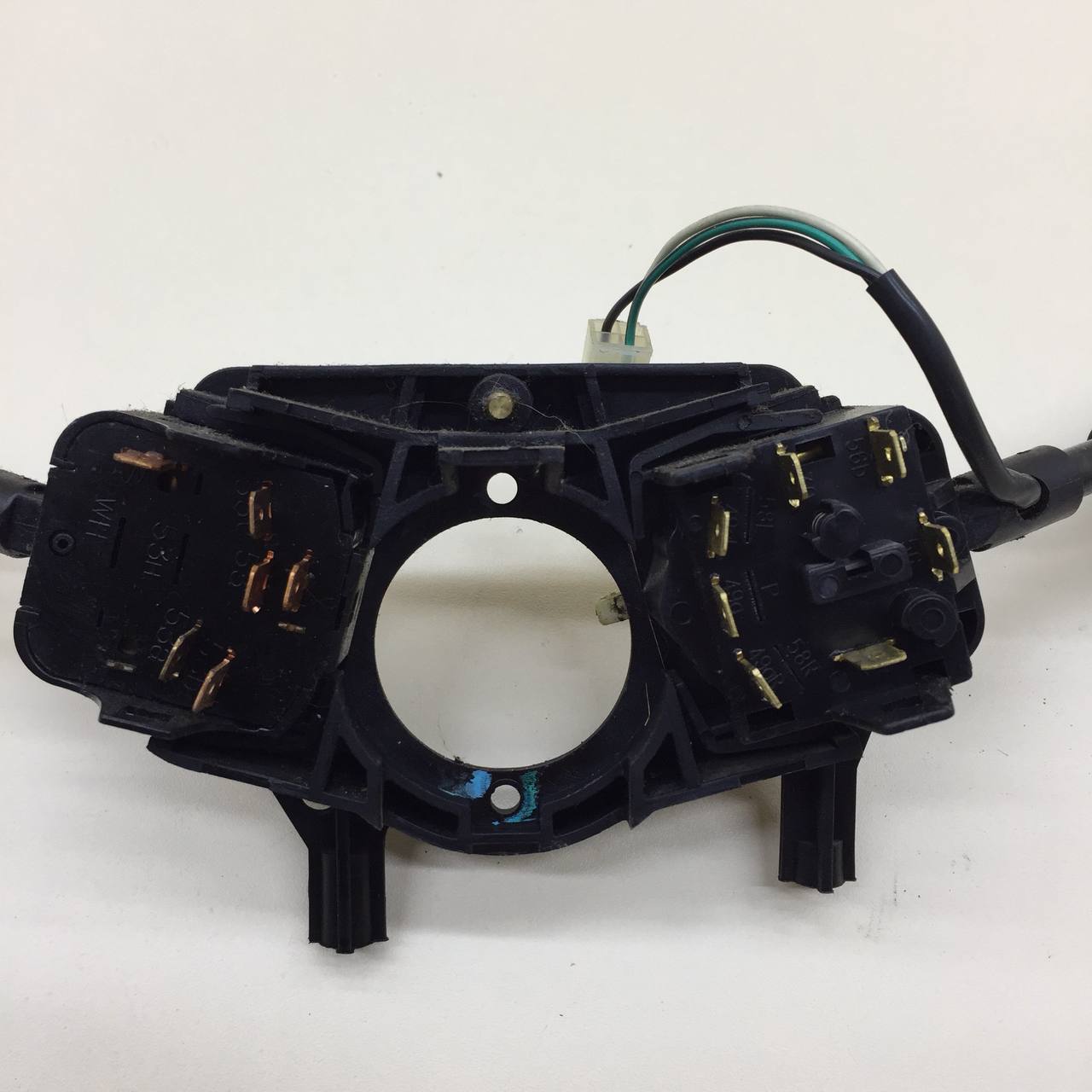 Переключатель подрулевой в сборе Daewoo Nexia (N150) 2008-2016