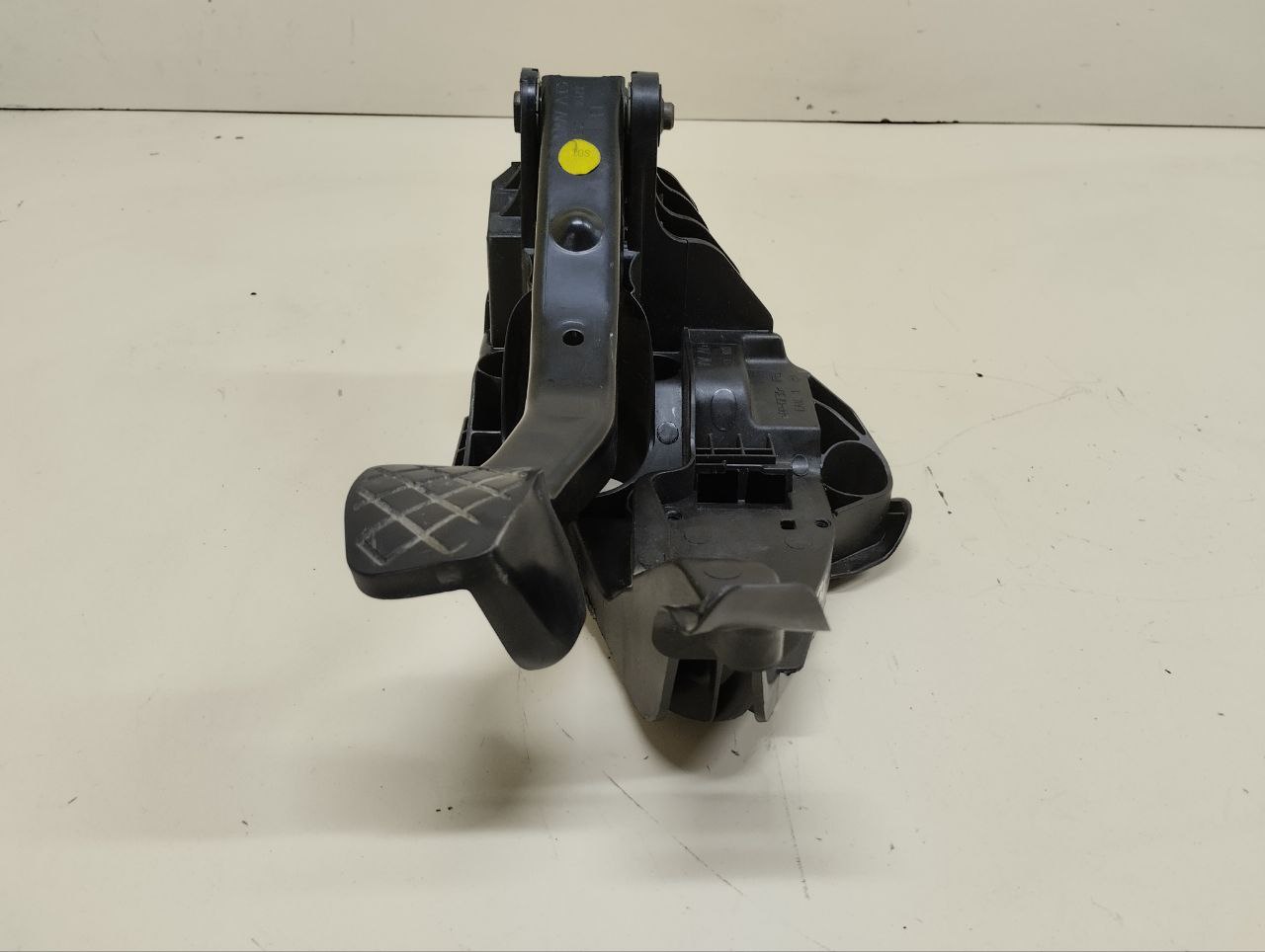 Педаль тормоза Skoda Rapid 2012-2020 Педаль тормоза Skoda Rapid 2012-2020