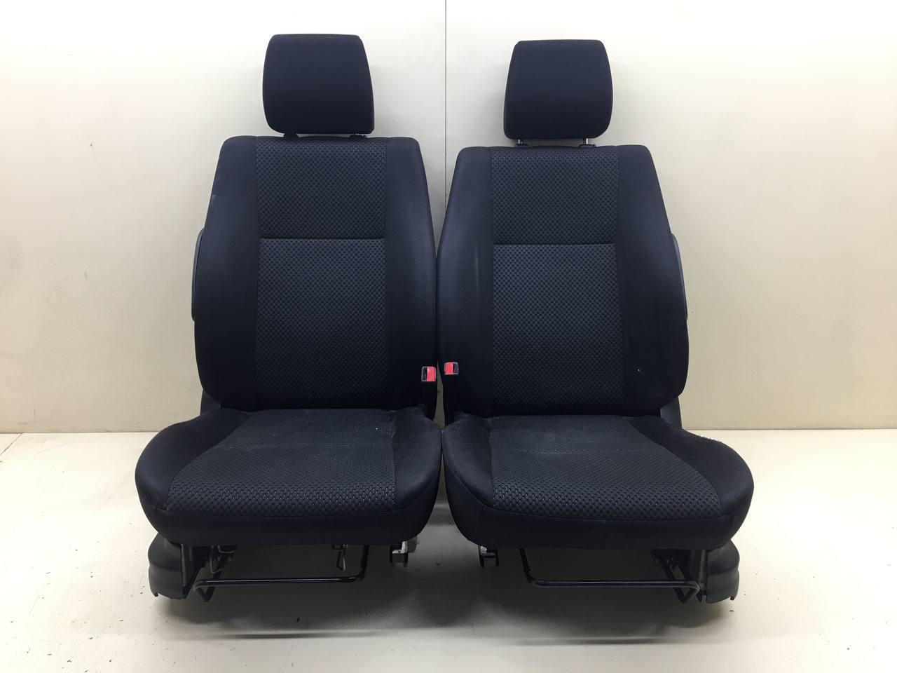 Сиденье (комплект) Suzuki Grand Vitara 2005-2015 Сиденье (комплект) Suzuki Grand Vitara 2005-2015