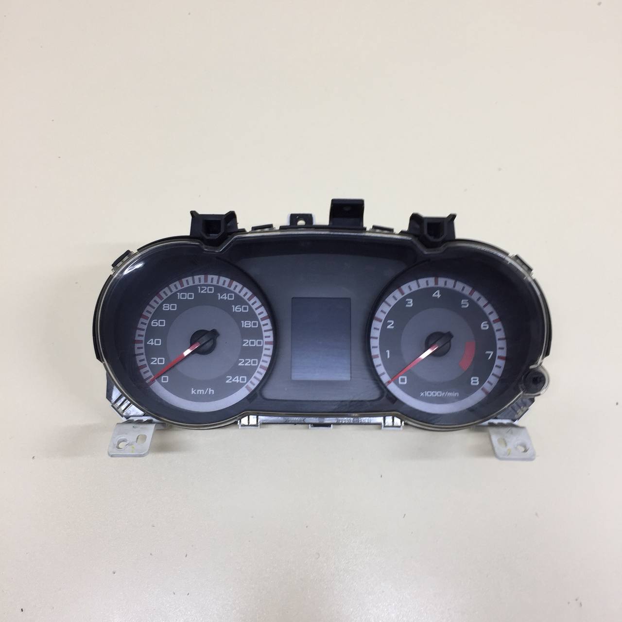 Панель приборов Mitsubishi Lancer X (CX, CY) 2007> Панель приборов Mitsubishi Lancer X (CX, CY) 2007>