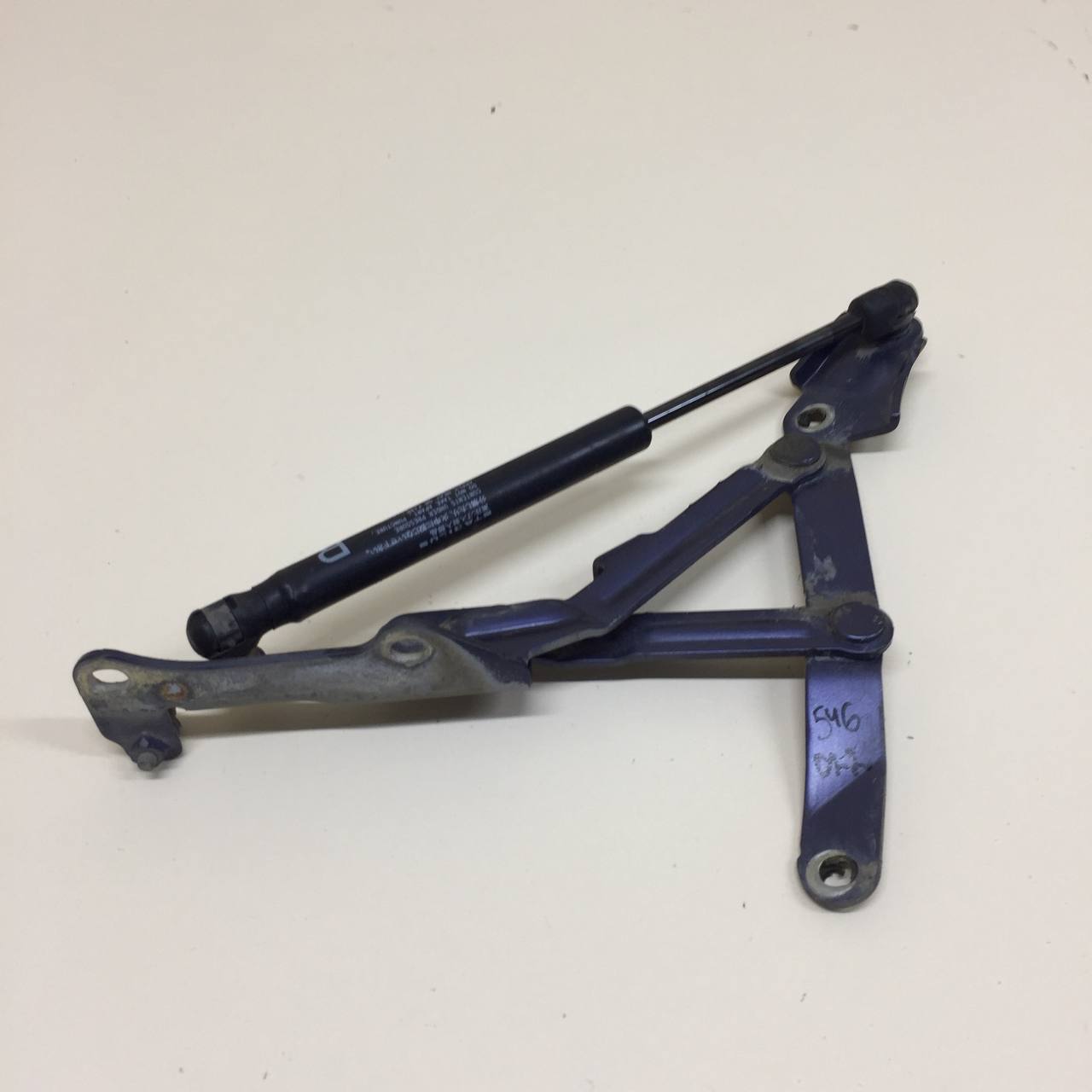 Петля крышки багажника Mitsubishi Lancer X (CX, CY) 2007> Петля крышки багажника Mitsubishi Lancer X (CX, CY) 2007>