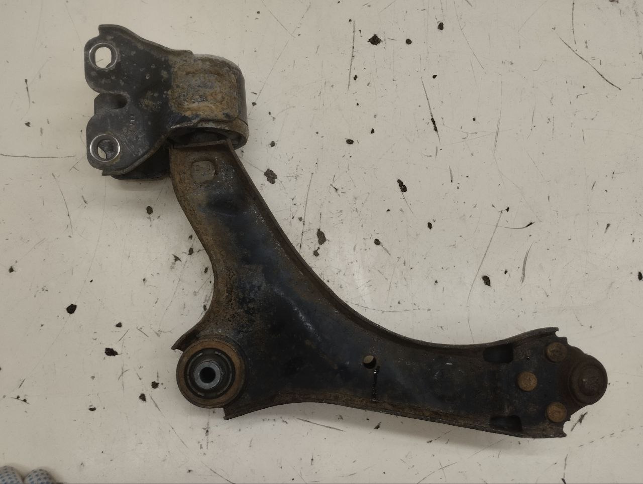 Рычаг передний правый Ford Mondeo 4 2007-2015 Рычаг передний правый Ford Mondeo 4 2007-2015