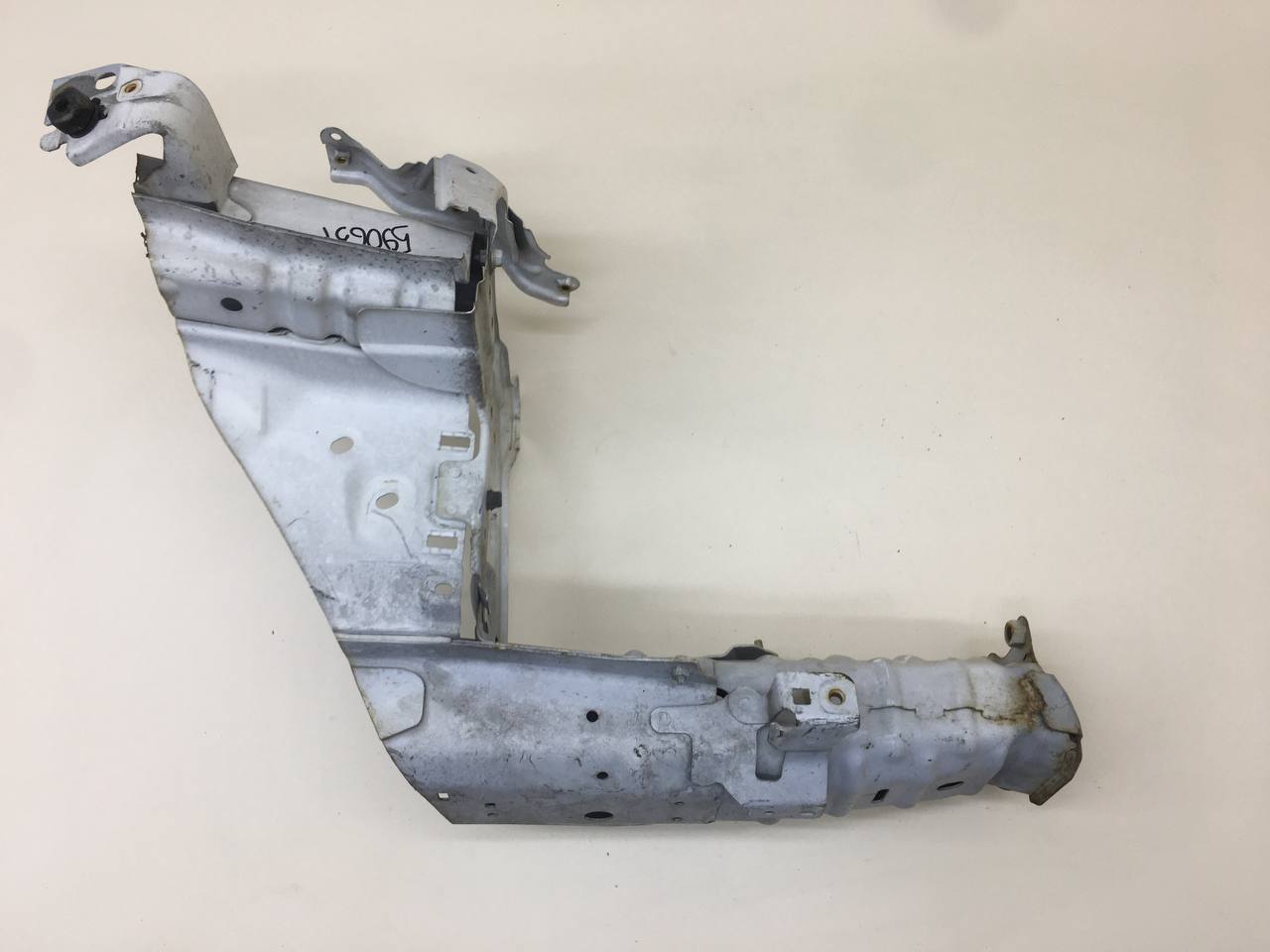Кузовной элемент Mazda Mazda 3 (BL) 2009-2013 Кузовной элемент Mazda Mazda 3 (BL) 2009-2013