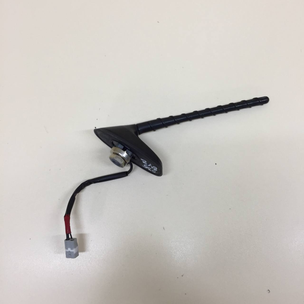 Антенна Mazda Mazda 3 (BM) 2013-2016 Антенна Mazda Mazda 3 (BM) 2013-2016