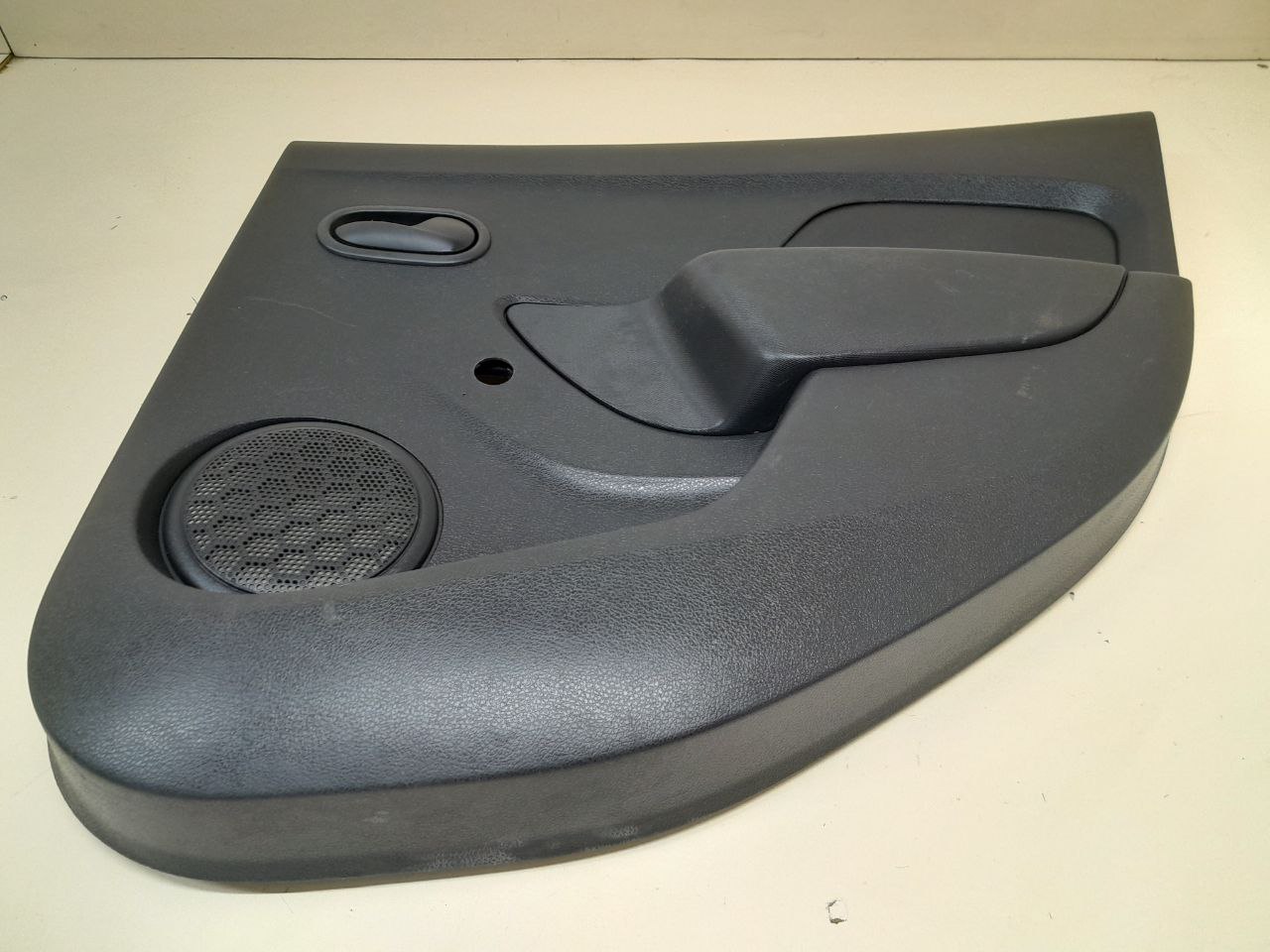 Обшивка двери задней правой Renault Logan (2) 2014>