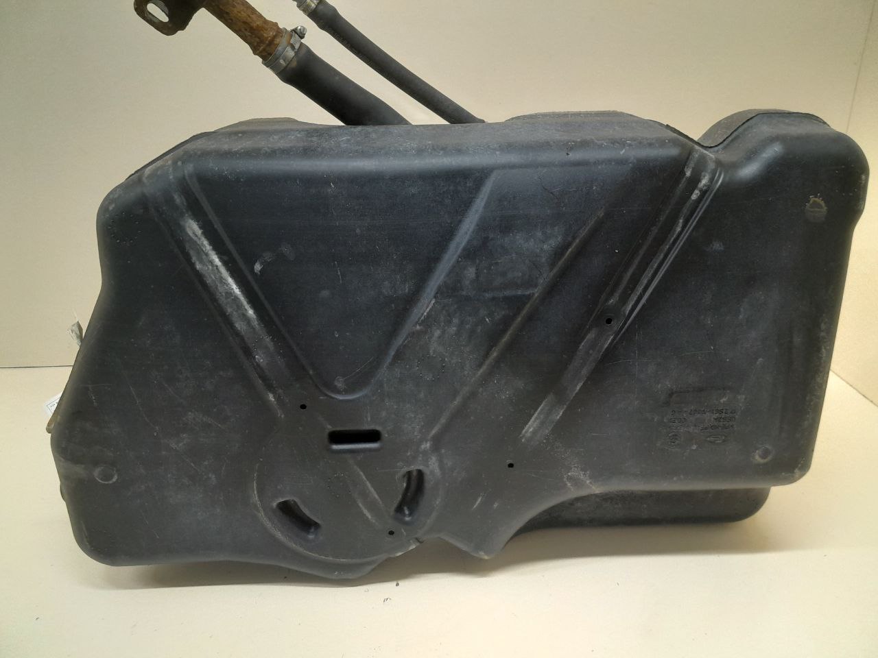 Бак топливный Ford Fusion (JU) 2002-2012 Бак топливный Ford Fusion (JU) 2002-2012