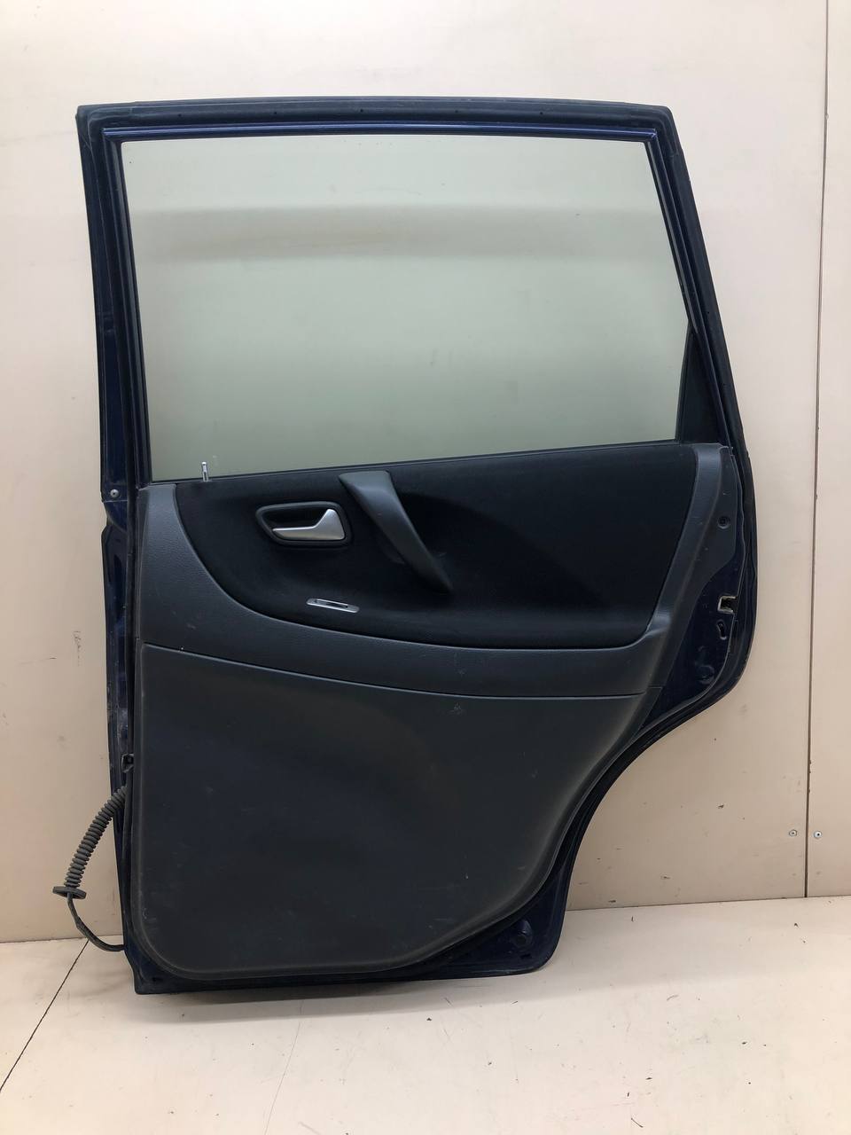 Дверь задняя правая Suzuki Liana 2001-2007 Дверь задняя правая Suzuki Liana 2001-2007