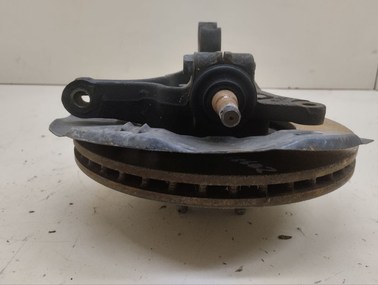 Кулак поворотный передний правый Subaru Legacy Outback (B14) 2010-2014