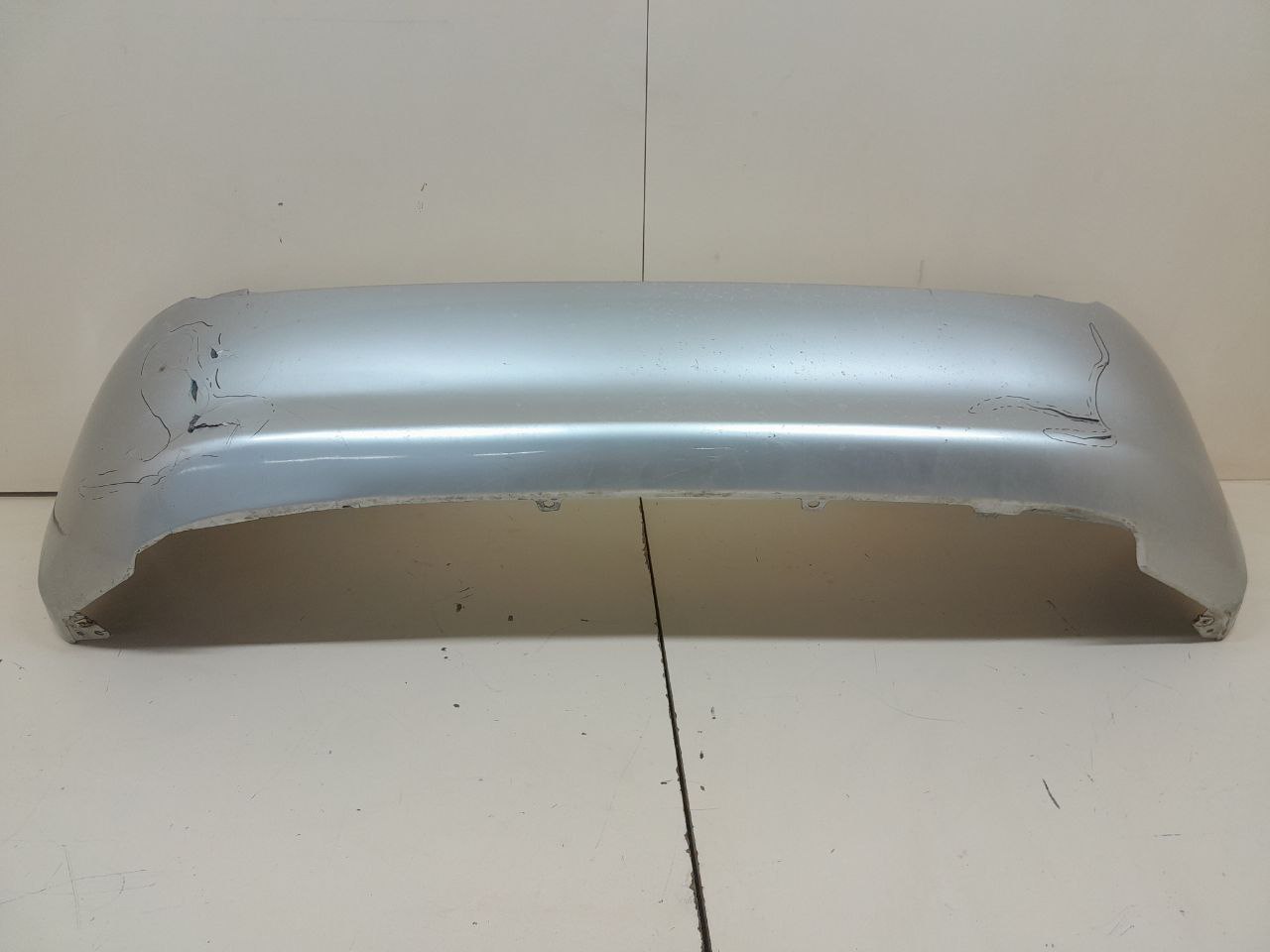 Бампер задний Toyota Auris (E150) 2006-2012