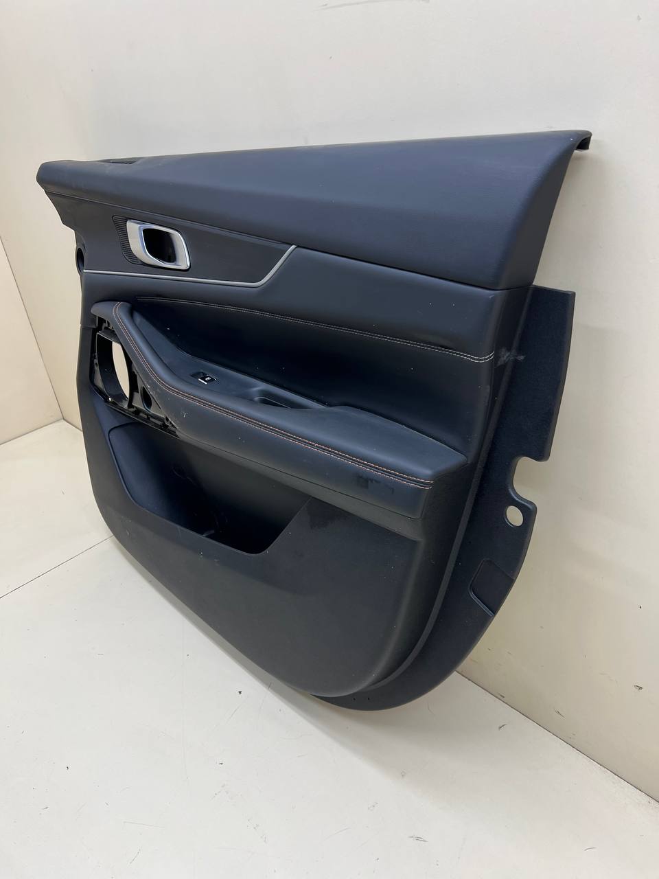 Обшивка двери передней правой Changan UNI-K 2020>
