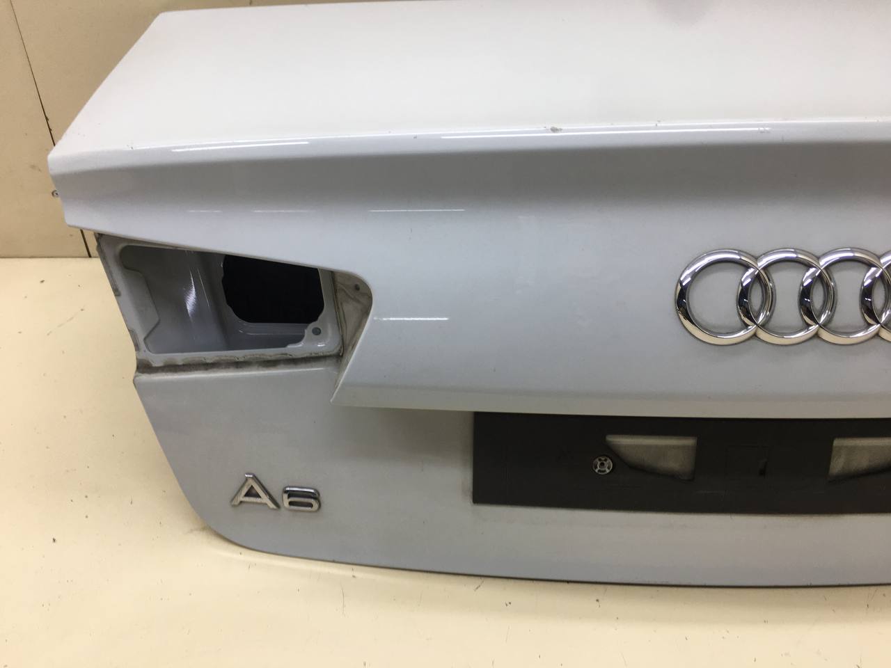 Крышка багажника Audi A6 (C7) 2011>