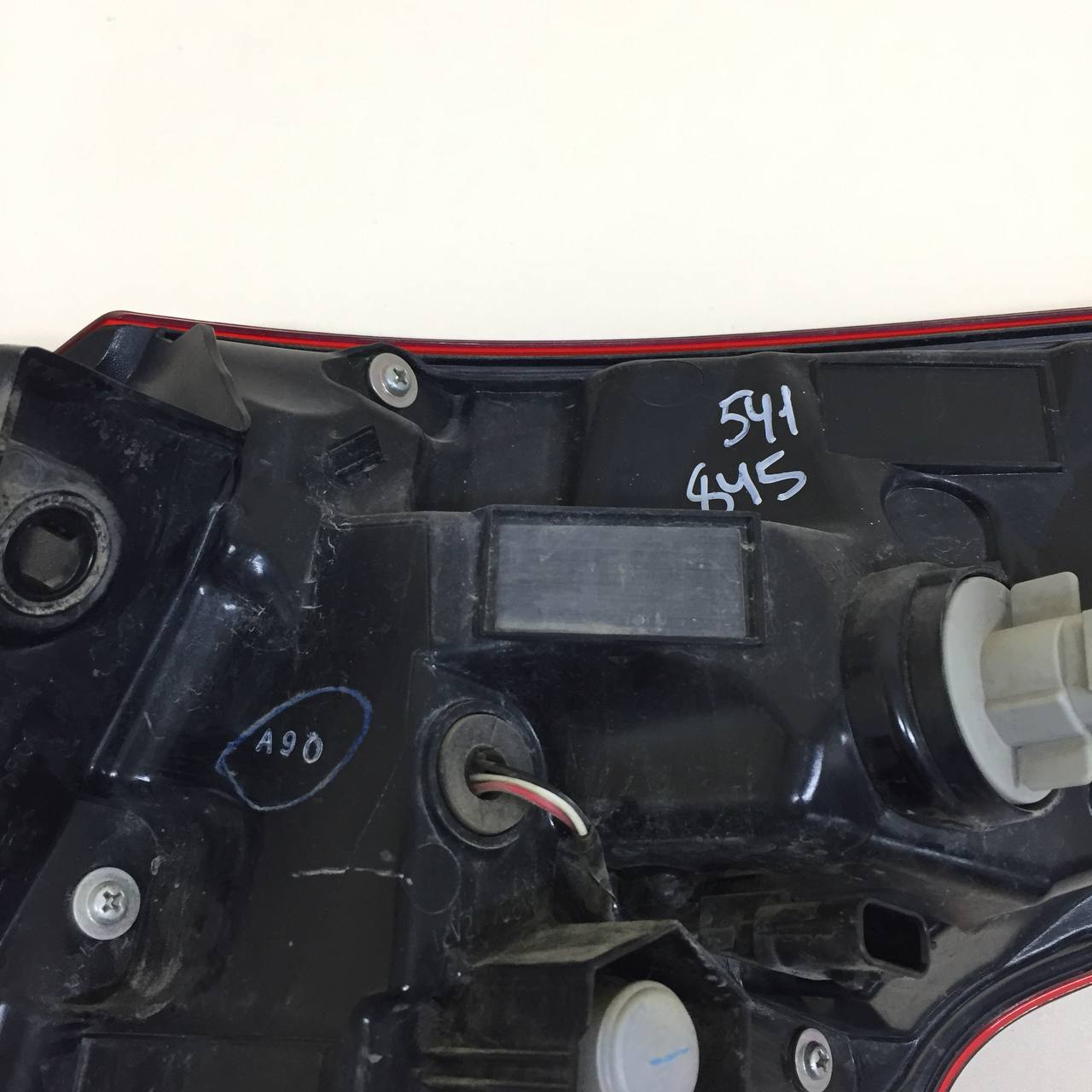 Фонарь задний наружный левый Nissan Qashqai (J11) 2014> Фонарь задний наружный левый Nissan Qashqai (J11) 2014>