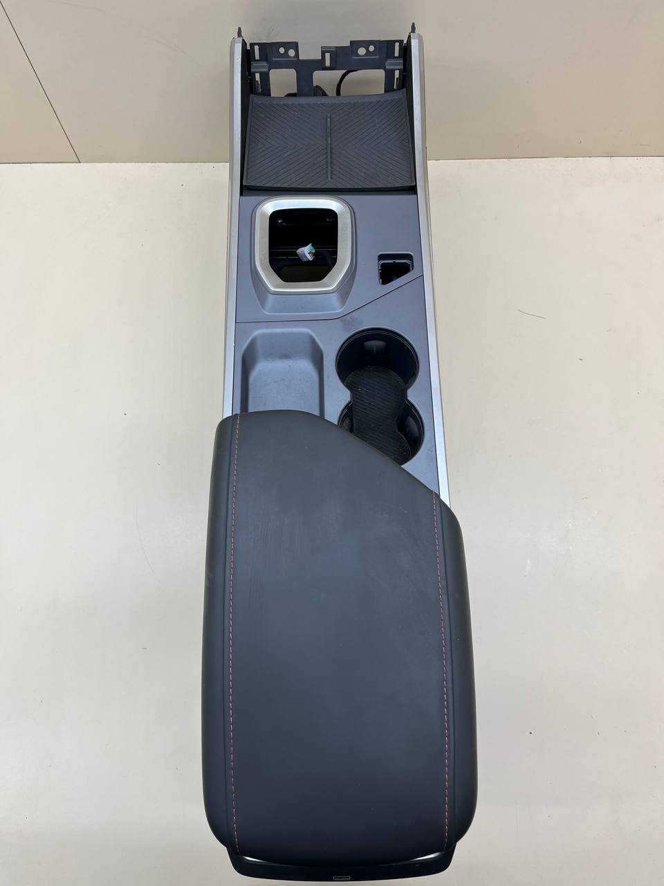 Консоль центральная Jetour Dashing 2022>